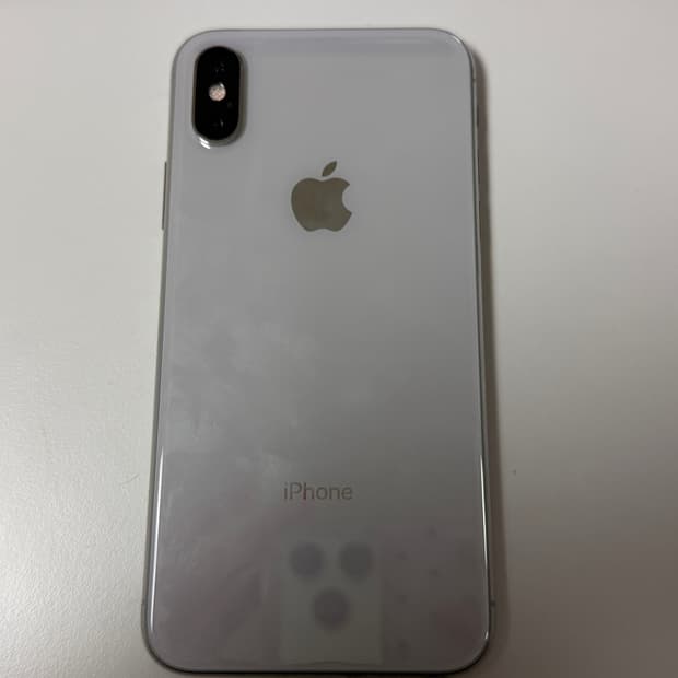 아이폰XS 실버 256 (상태좋음)