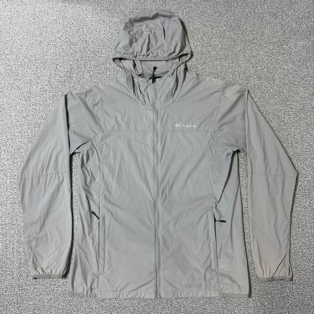 컬럼비아 봄여름용 바람막이 XL
