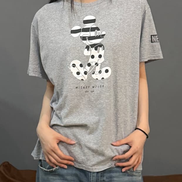 00’s 빈티지 그레이 미키마우스 프린팅 반팔티