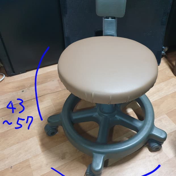 견고한 다용도 등받이 회전스툴 의자(여러 개 가능)