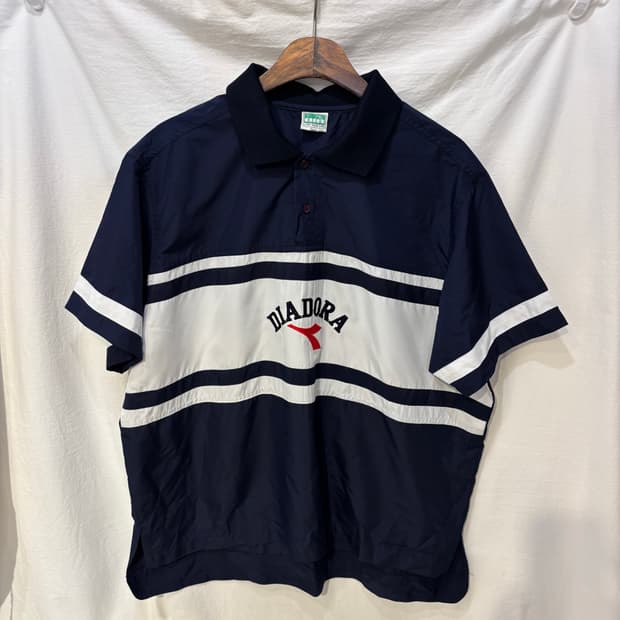 디아도라 90s 반팔 카라티