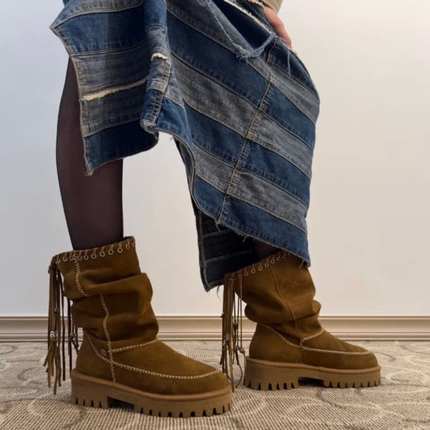 여밈[X YASE] pigtail boots (suede camel)