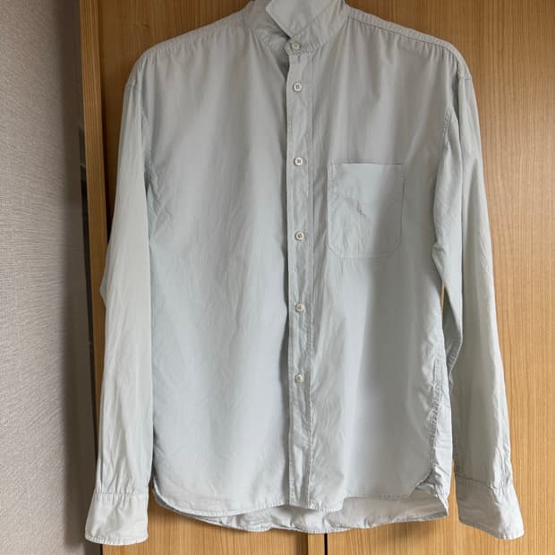 Zara 셔츠 판매합니다(100 정도의 사이즈감).