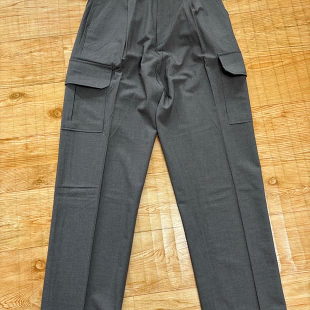 드로우옴므 울 카고 팬츠 팝니다.