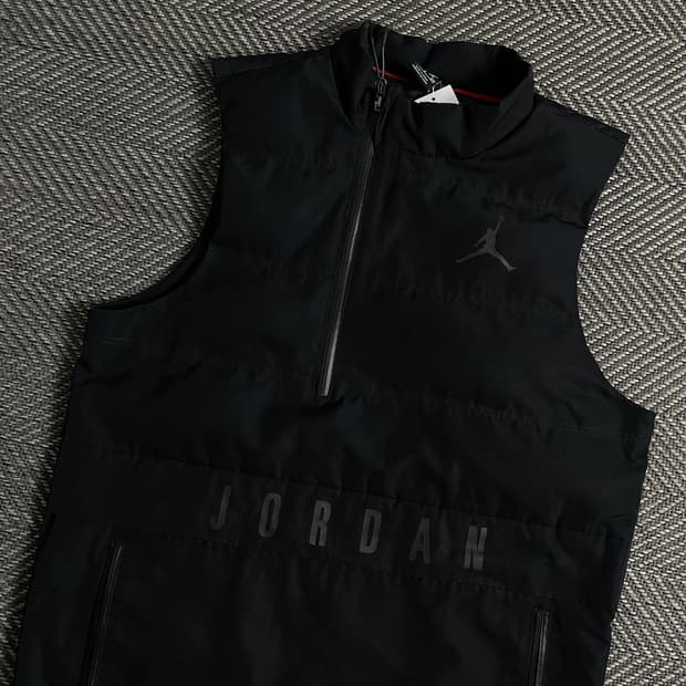 조던 빅로고 러닝 경량 다운 테크 베스트y 3562