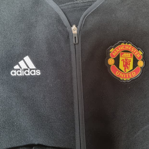 희귀 아디다스 맨유 플리스 새상품