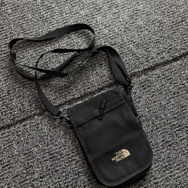 노스페이스 미니 크로스백 트래블 투어 2771