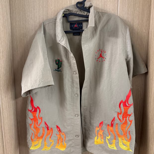 (XL)조던 스캇 셔츠 팝니다