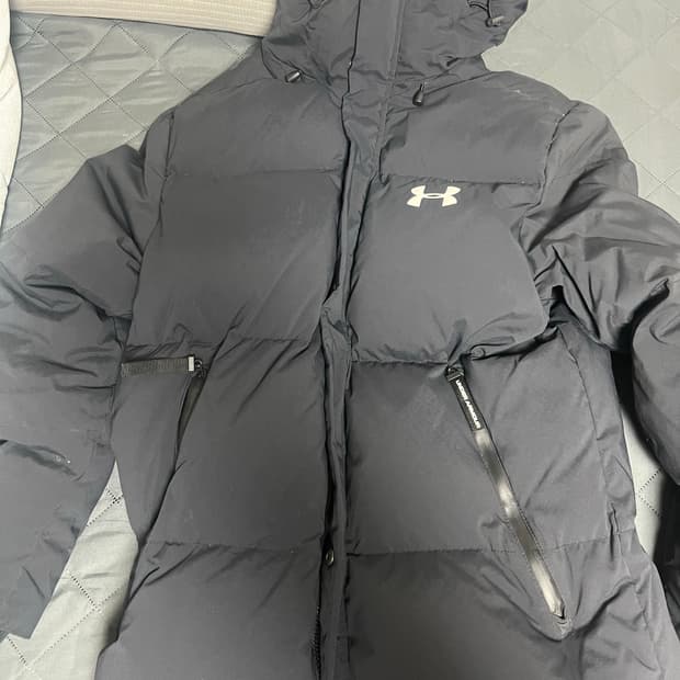 언더아머 롱패딩