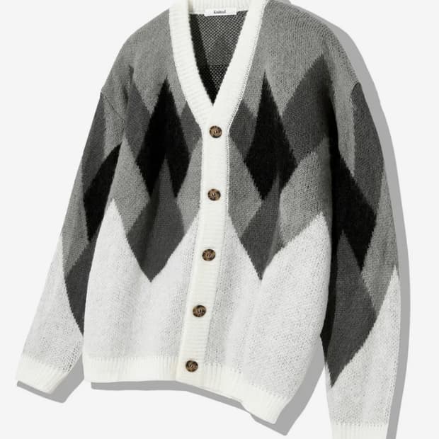 니티드 벌키 브러쉬 아가일 가디건 black