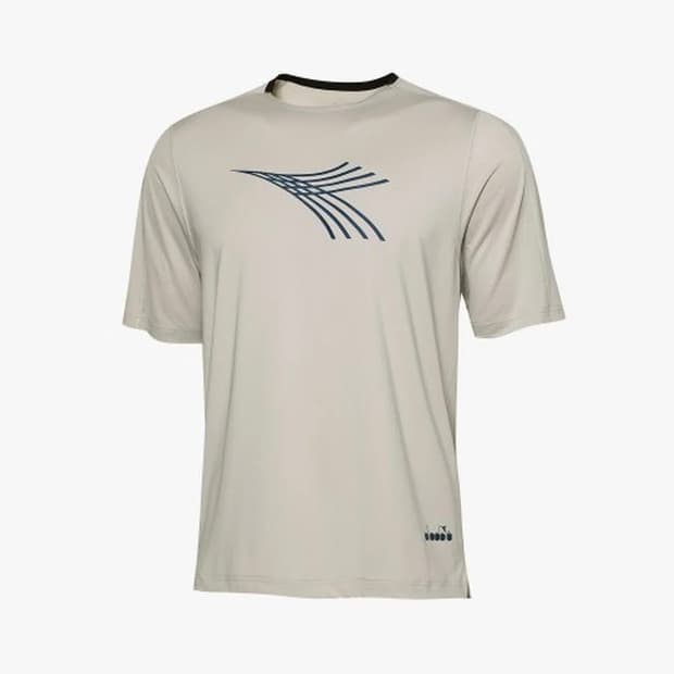 23SS DIADORA 트리플 스트라이프 프리즈 반팔티셔츠