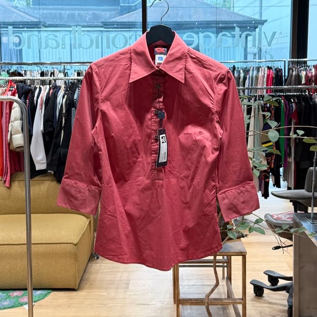 돌체앤가바나 레드 하프버튼 블라우스 셔츠 