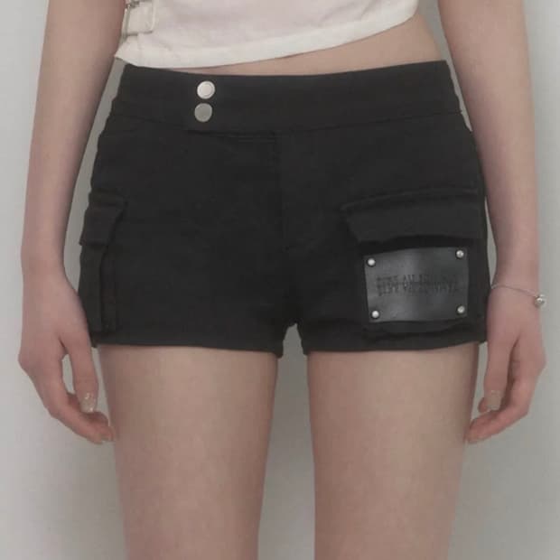 에트오소메 레더 패치 카고 숏팬츠 블랙 새상품