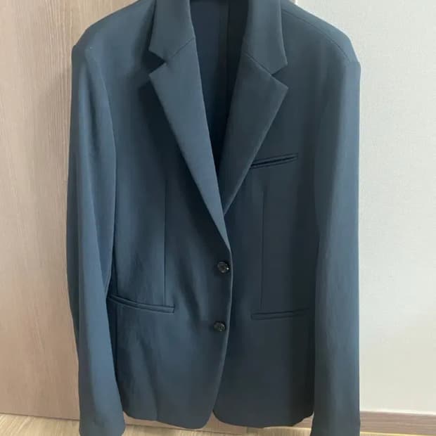 시스템옴므 셋업 자켓 95사이즈 팔아요.