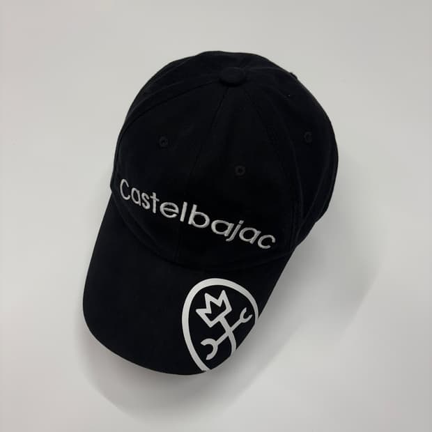 Castelbajac 까스텔바작 블랙 레터링 볼캡 모자