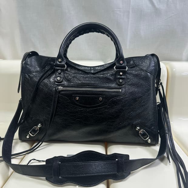 [SA 정품] 발렌시아가 시티 모터백 미디움