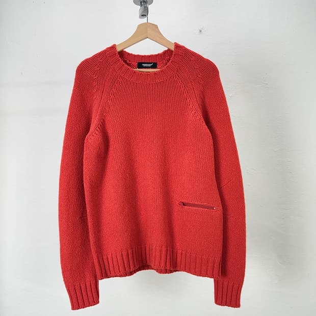 언더커버 18aw 레드 페퍼 모크넥 포켓 니트 스웨터