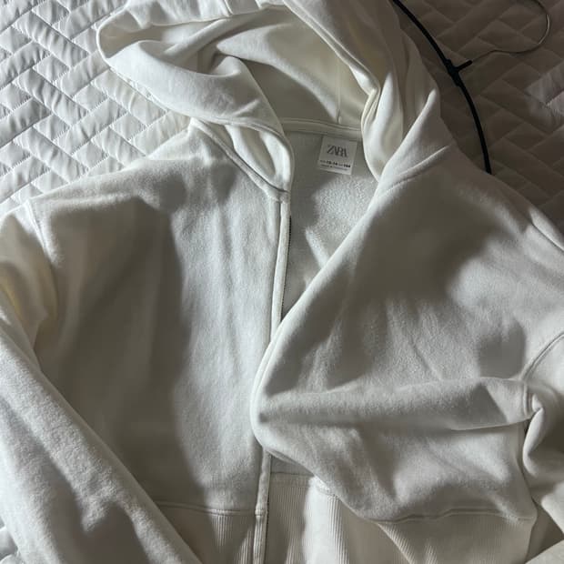 자라 크롭 흰색 후드집업 판매