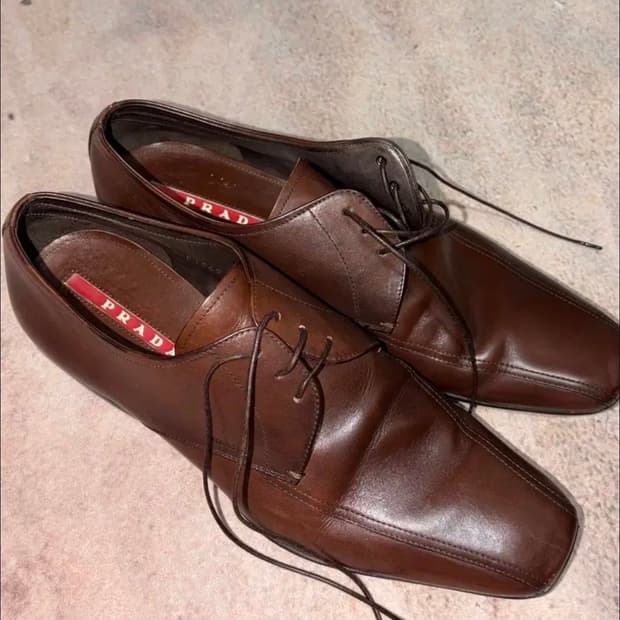 Prada sports laceup 43