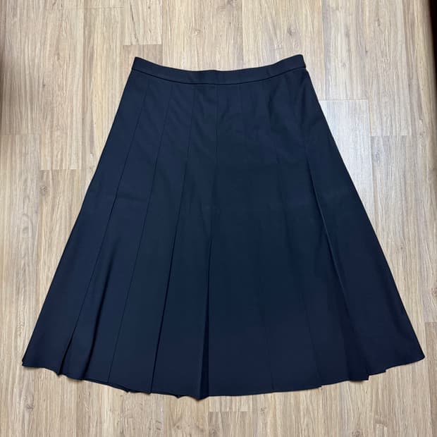 [UNIQLO] 와이드 플리츠 미디스커트