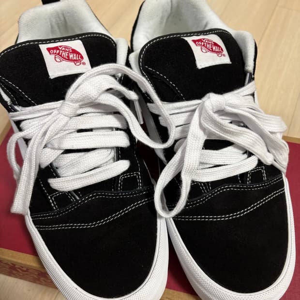 반스 뉴스쿨 블랙 트루 화이트 285