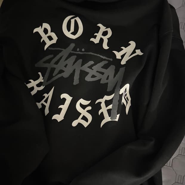 스투시 본앤레이즈드 후드집업