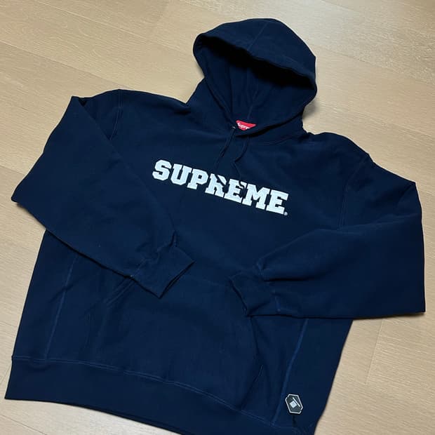 슈프림 컬리지에이트 후드티 24ss 네이비 XL 새상품