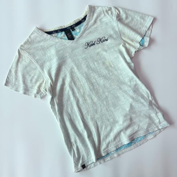 칼카니(Karl Kani) 브이넥 슬러브 티셔츠