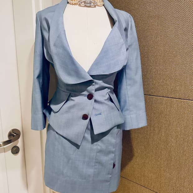 비비안웨스트우드 레드라벨 드레이핑 정장 셋업