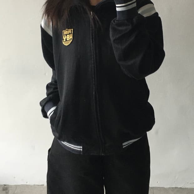 퓨마 로고 져지