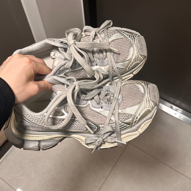 [42] 발렌시아가 3xl 에그쉘