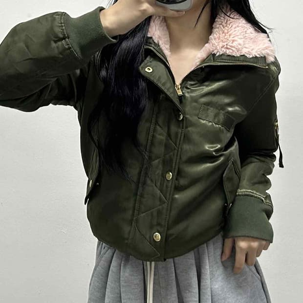 Gap 갭 y2k 카키 걸즈 핑크 퍼 항공 점퍼 사틴 자켓(XS)