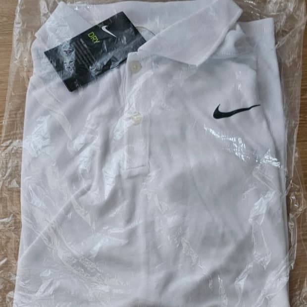나이키골프드라이핏 반팔카라티셔츠 새상품 미사용 