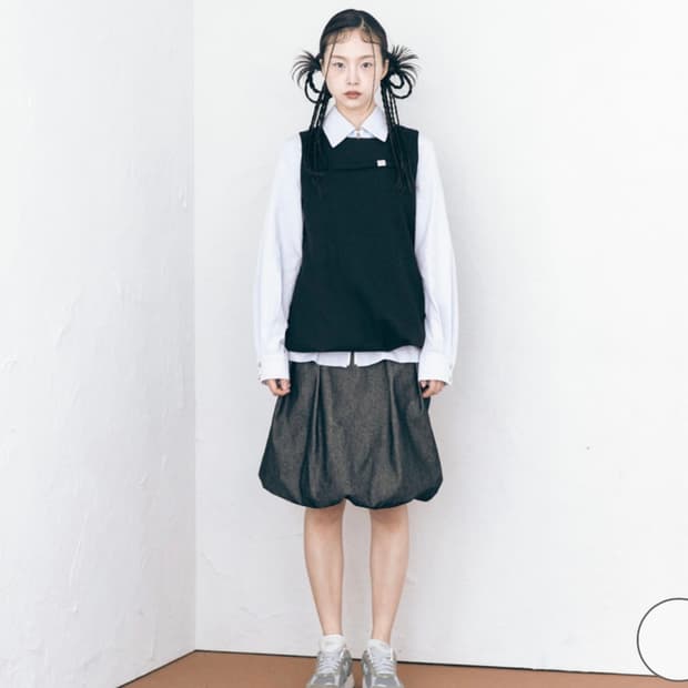 BALLOON MIDI SKIRT (BLACK DENIM) 온스카 벌룬