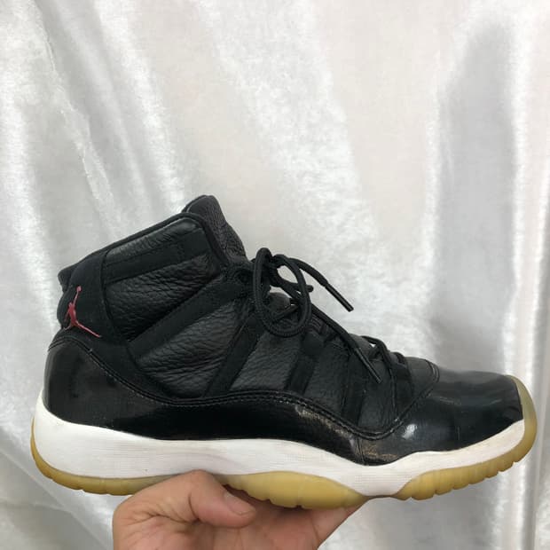 나이키 에어조던 레트로11 운동화 사이즈250 