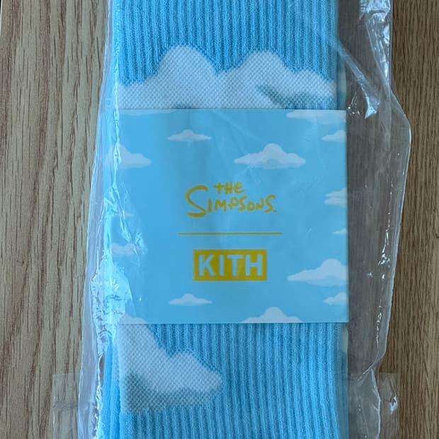 키스 x 심슨 콜라보 양말