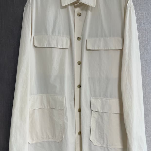 DEVEAUX 베이지 포켓 셔츠