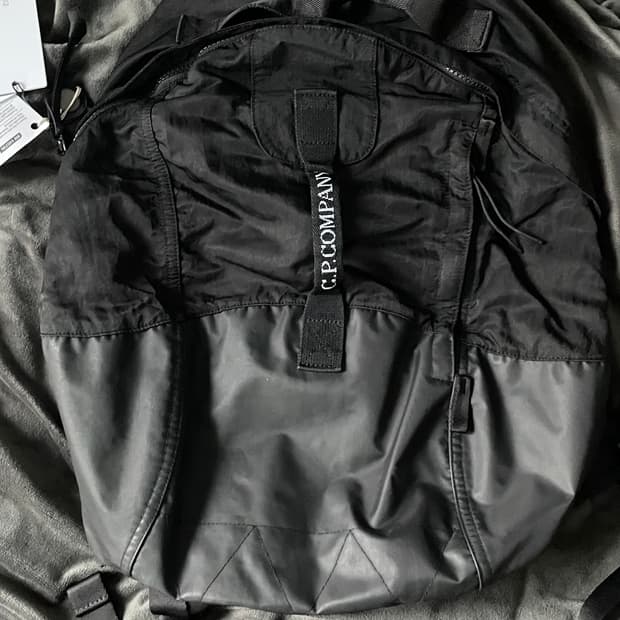 C.P. Company 나일론 라운디드 b 블랙 백팩 택포 새상품