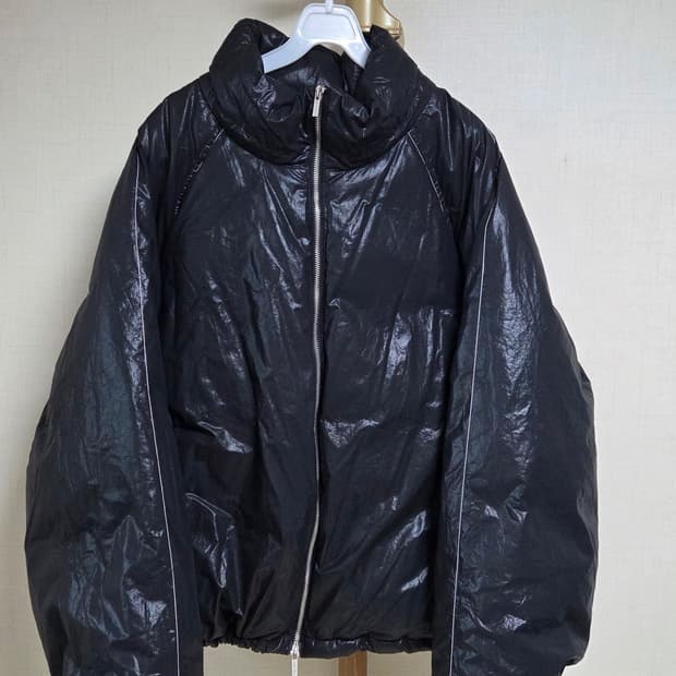 마뗑킴 마뗑 로고 코팅 다운 점퍼 블랙 L