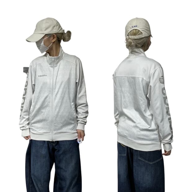 아디다스 화이트 실버 오버핏 올드스쿨 트랙탑 져지 M