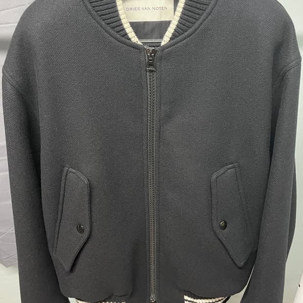 [L] 드리스 반 노튼 울 봄버