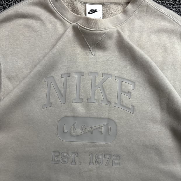 나이키 신형 빅로고 박시핏 맨투맨 1859