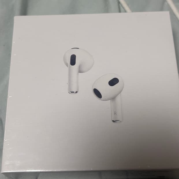 에어팟 3세대 (Wireless Charging Case) 미개봉 판매