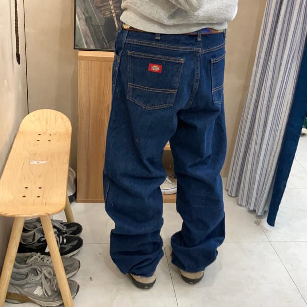 DICKIES  (33X32)