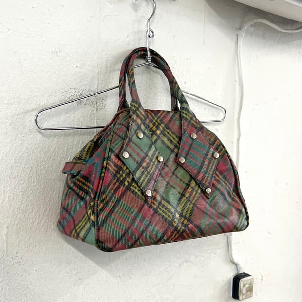 비비안웨스트우드 체크 미니백