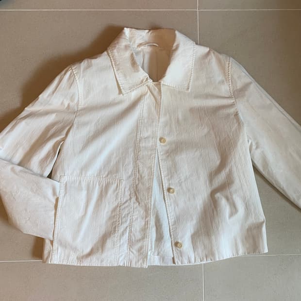 COS 코스 화이트 크롭 자켓 55사이즈