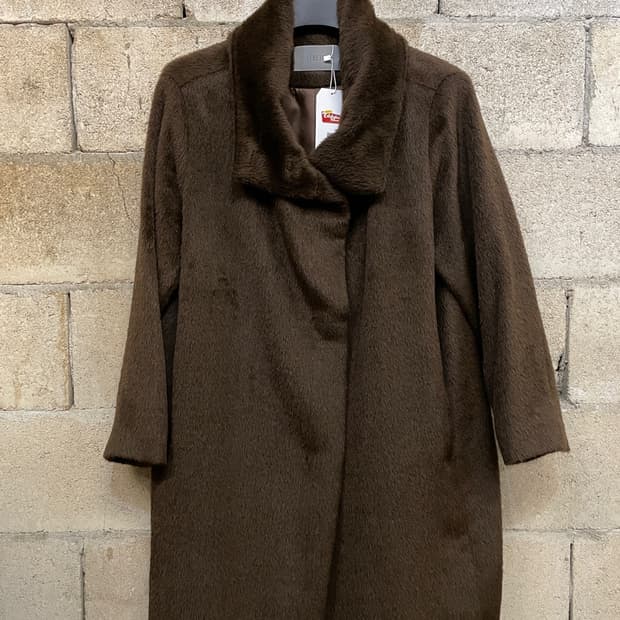 르베이지 알파카 코트