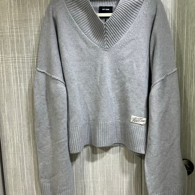 (새상품)웰던 오버사이즈 크롭 니트 m