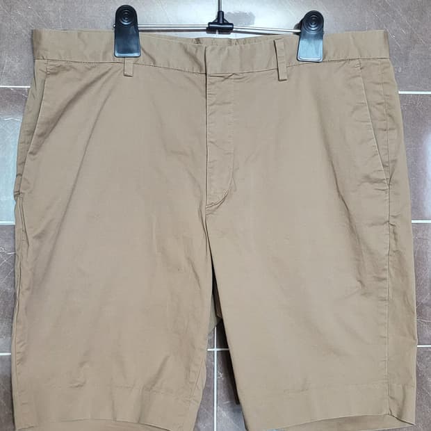 (남성34인치)UNIQLO 베이지 면 반바지