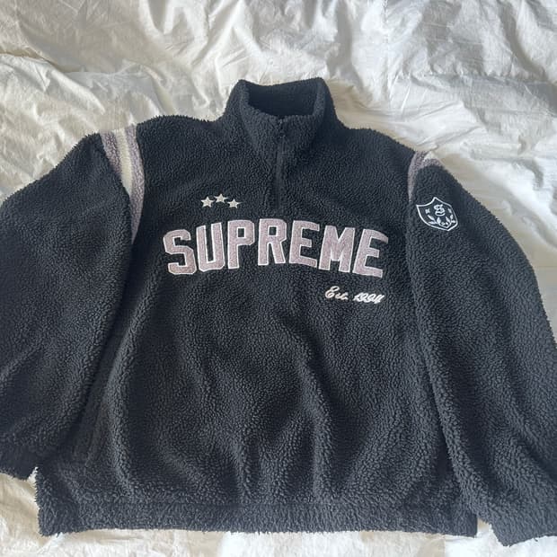 슈프림 하프 플리스 